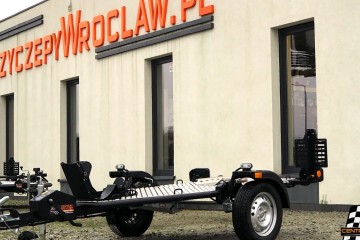 Nowe / Stan idealny / Opuszczana / 1 oś / Lekka / DMC: 750 kg